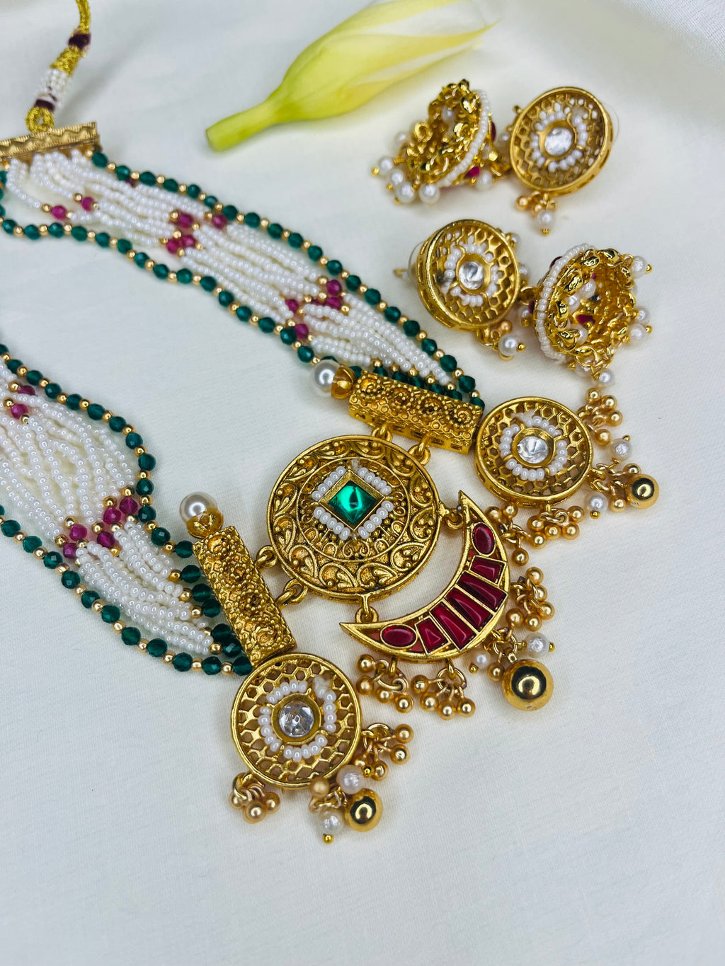 Ruhani Meenakari Set