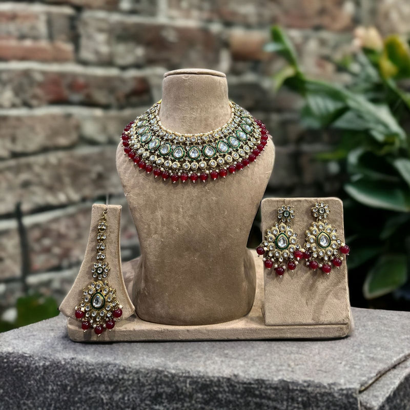 Traditional Kundan set