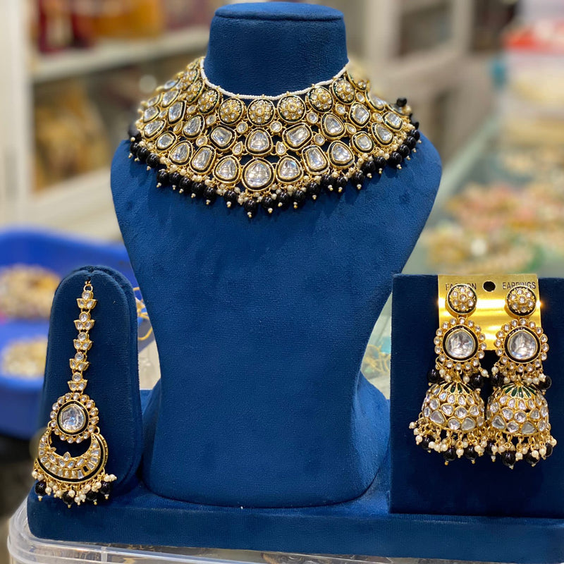 Heavy kundan set