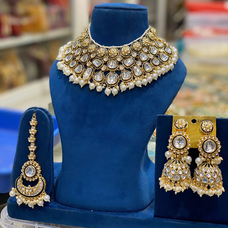 Heavy kundan set