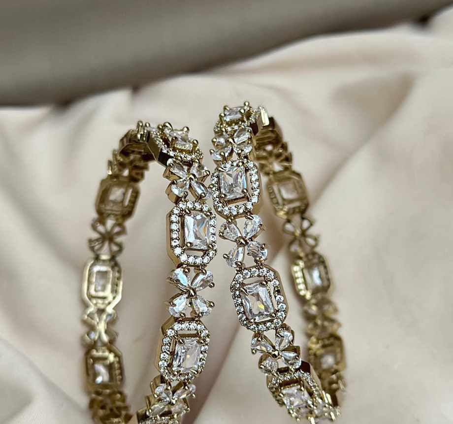 AD Bangle Set