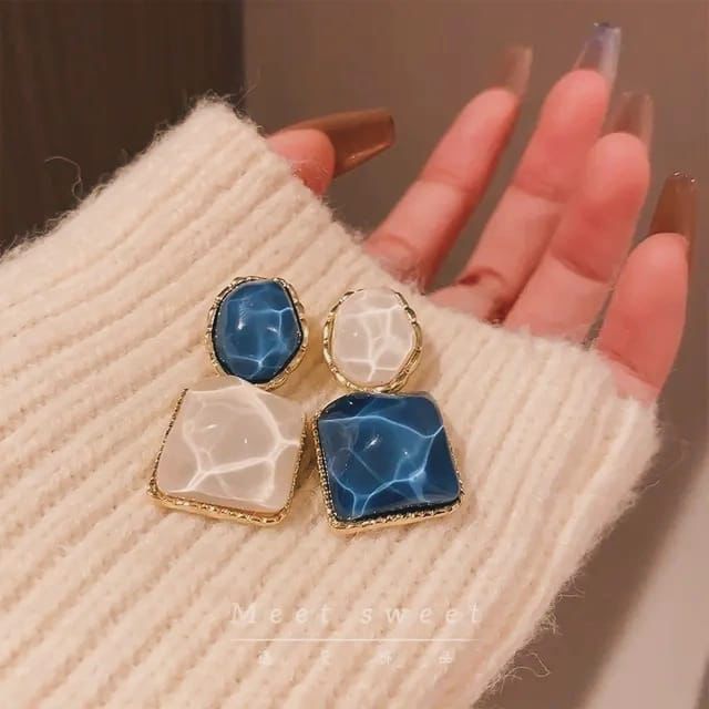 Mismatch Stone Studs