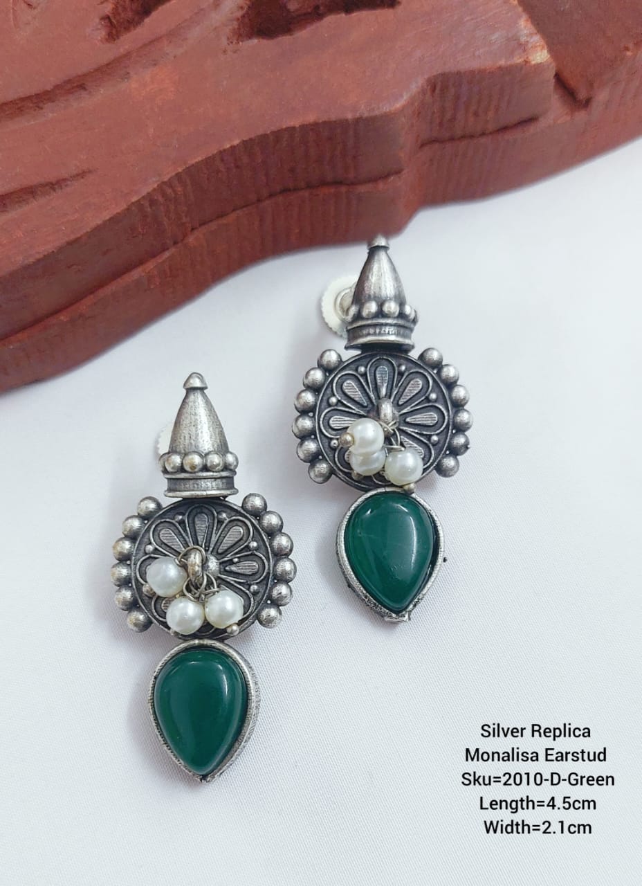 Monalisa Earstuds