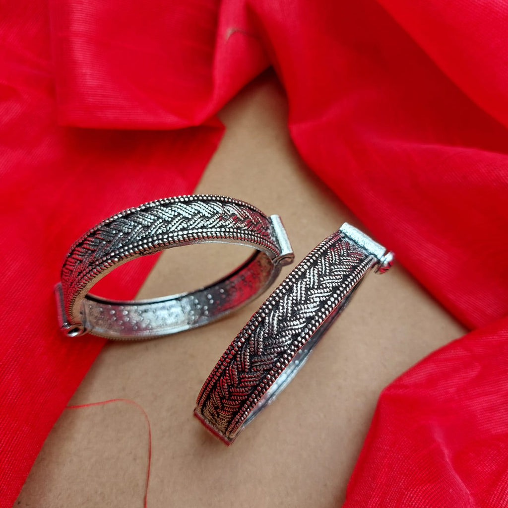 Entangled Kada