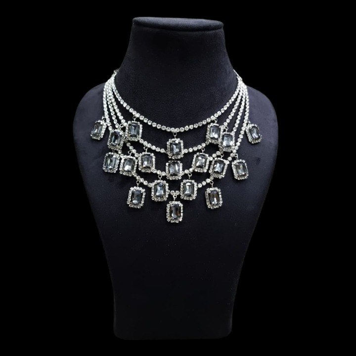 Elizabeth Necklace